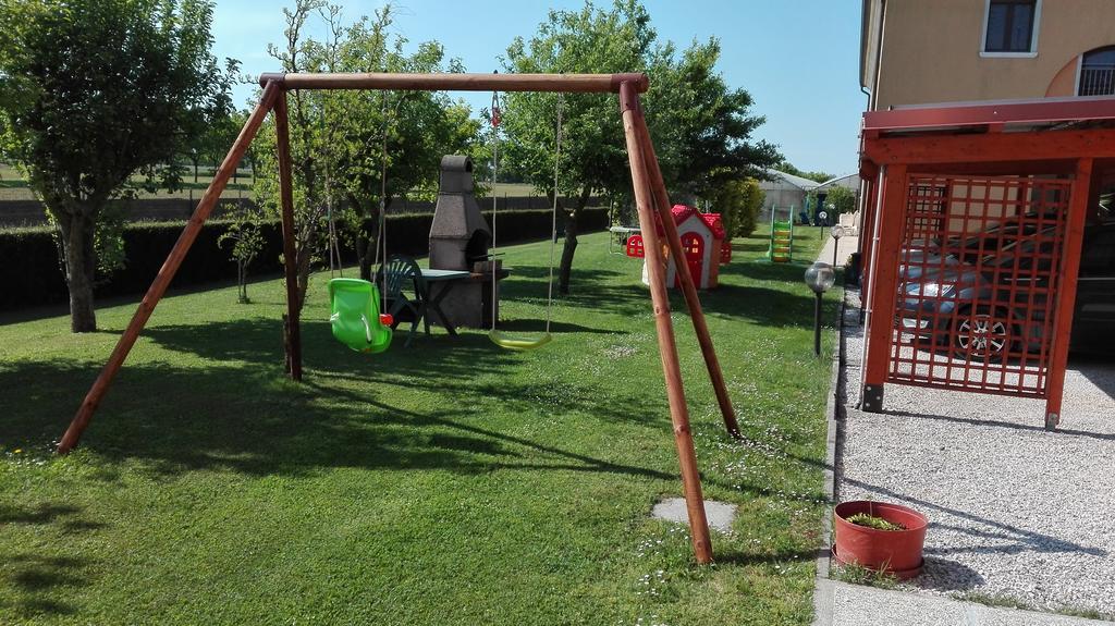 Agriturismo Il Melograno Тесера Екстериор снимка